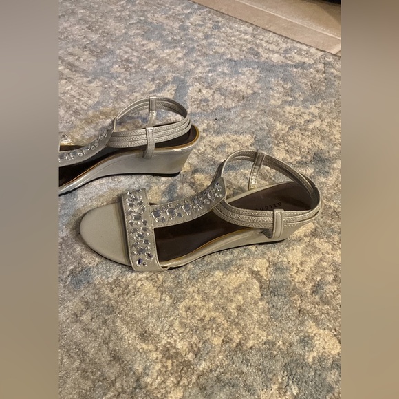 Size 6.5 Attention Silver Rhinestone Wedge Sandals - Picture 11 of 14
